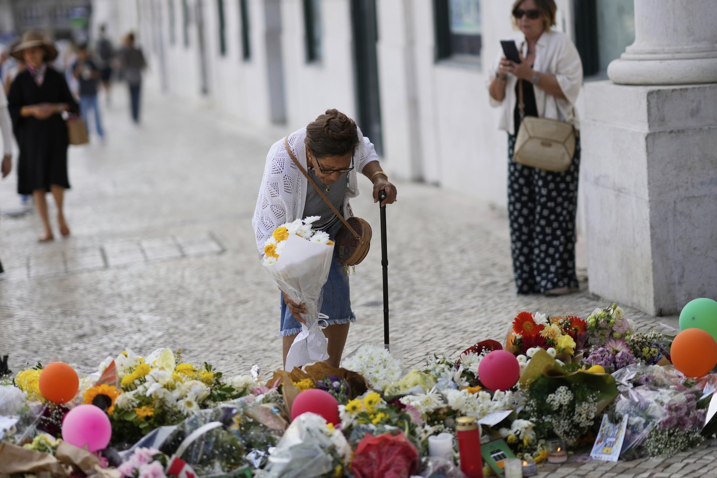 Report on deadly Portugal streetcar derailment describes failure of cable connecting cabins | iNFOnews.ca Report on deadly Portugal streetcar derailment describes failure of cable connecting cabins | iNFOnews.ca