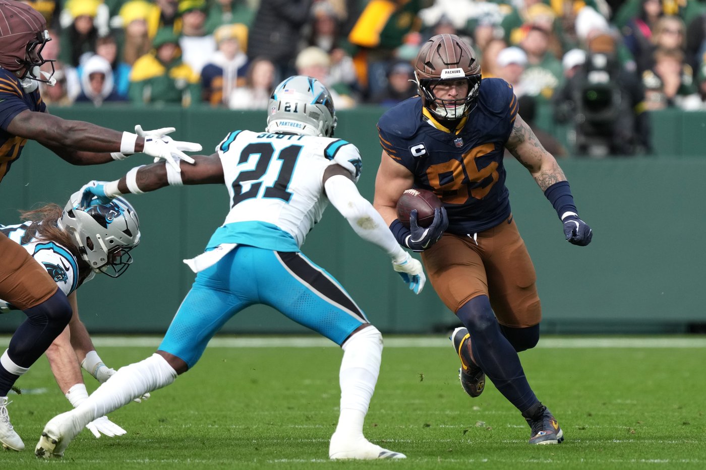 Packers tight end Tucker Kraft has torn ACL and will miss remainder of the season | iNFOnews.ca Packers tight end Tucker Kraft has torn ACL and will miss remainder of the season | iNFOnews.ca