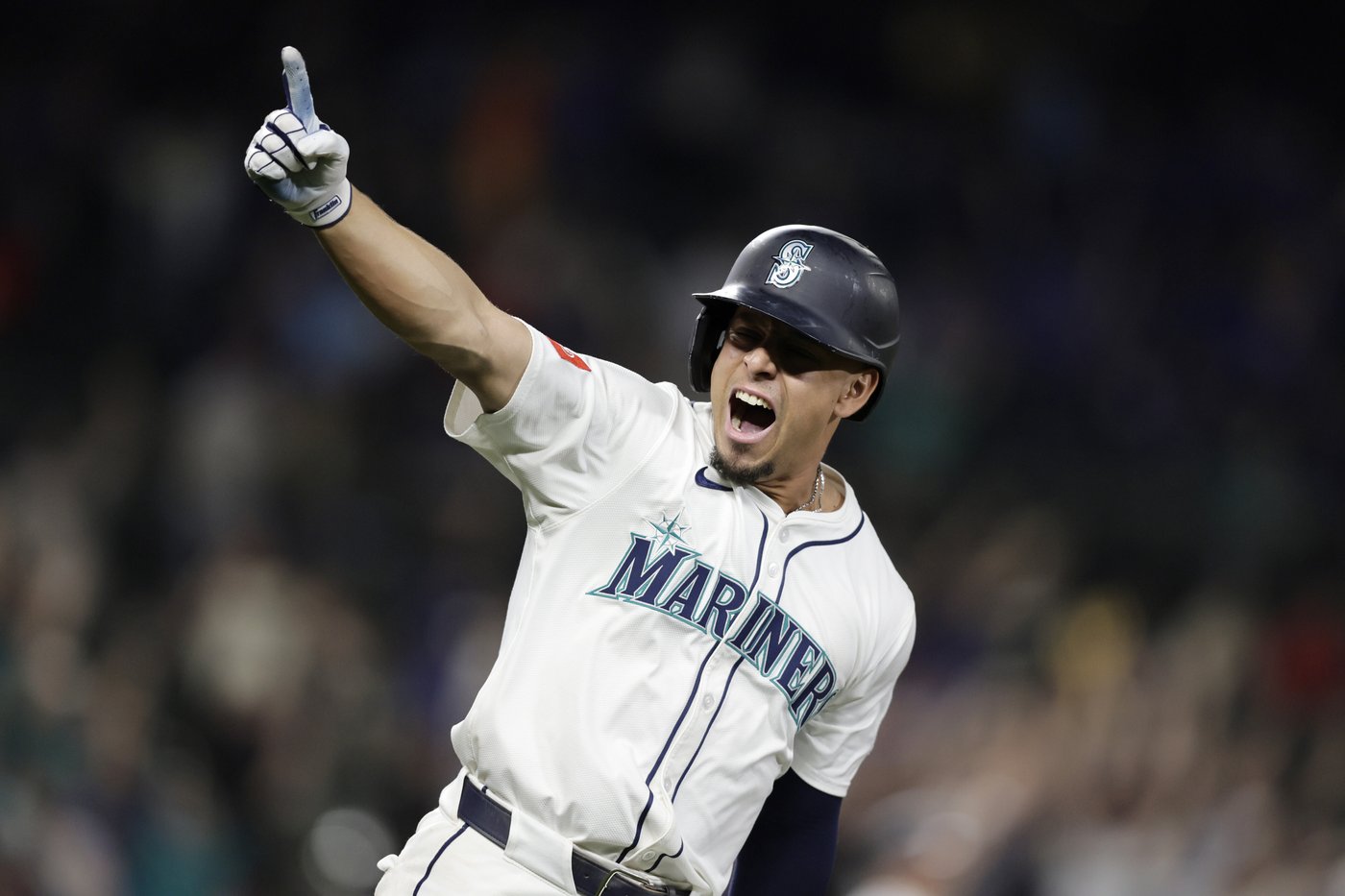Rivas hits walk-off homer in 13th to give streaking Mariners a 4-2 win over Cardinals | iNFOnews.ca