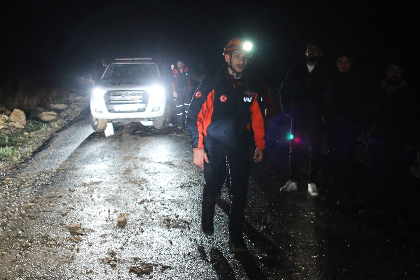 Libya's military chief and 7 others are killed in a plane crash after takeoff from Turkey | iNFOnews.ca