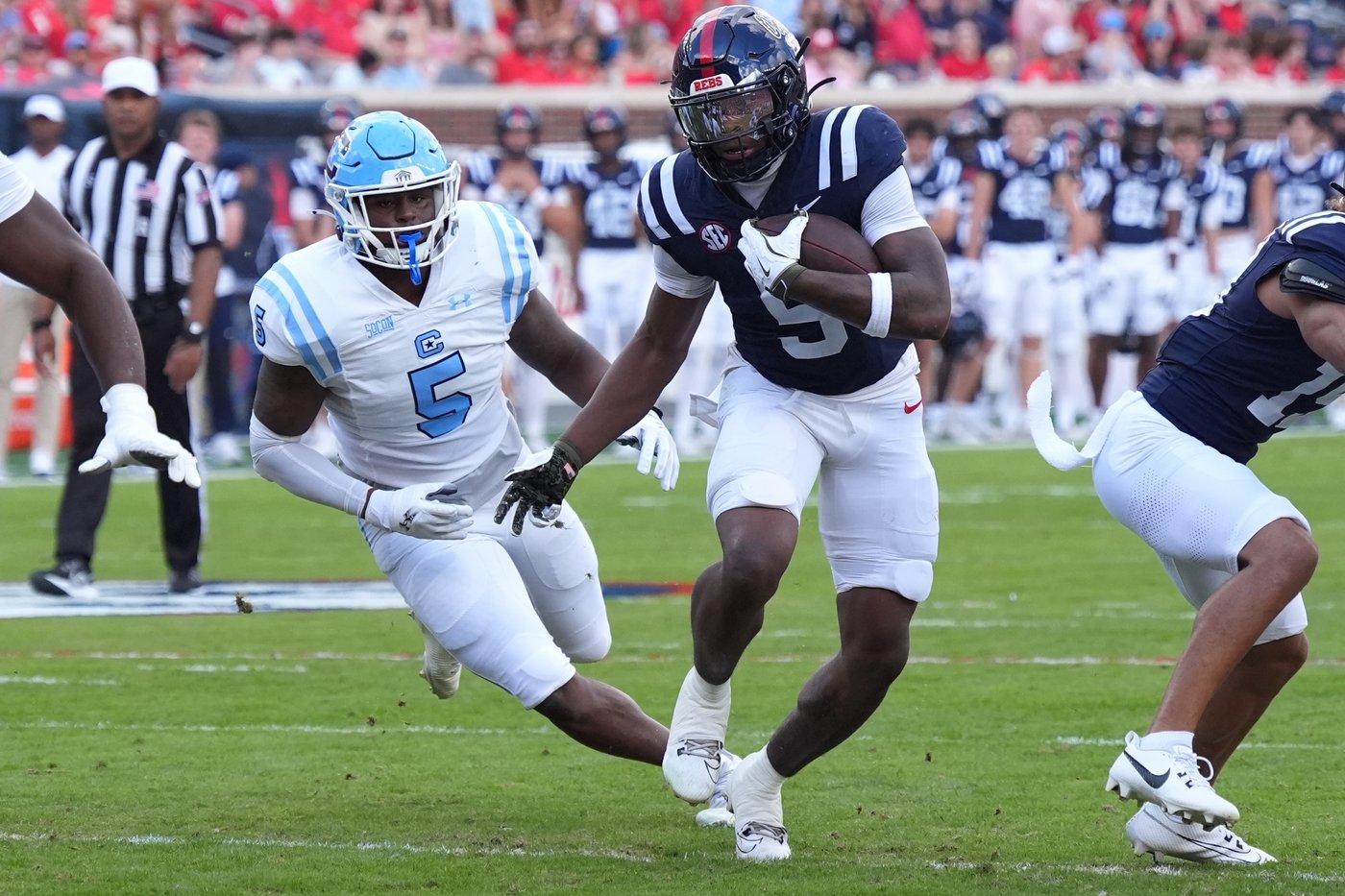 Chambliss passes for 3 scores, Lacy rushes for 3 TDs as No. 7 Mississippi beats The Citadel 49-0 | iNFOnews.ca Chambliss passes for 3 scores, Lacy rushes for 3 TDs as No. 7 Mississippi beats The Citadel 49-0 | iNFOnews.ca