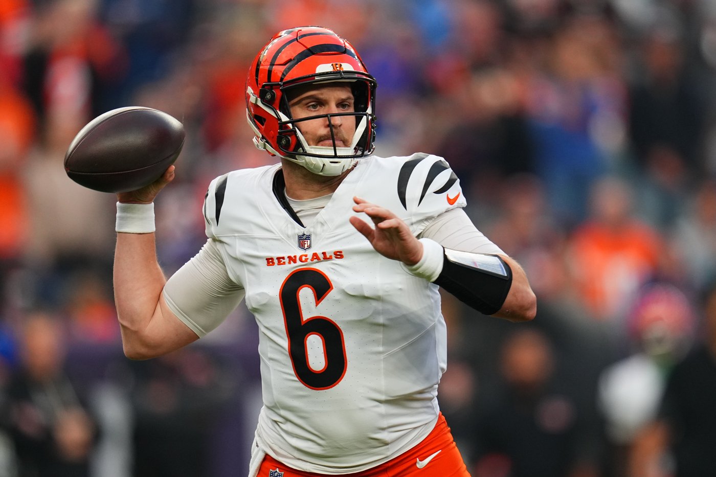 Coach Zac Taylor, Bengals remain committed to Jake Browning at QB | iNFOnews.ca