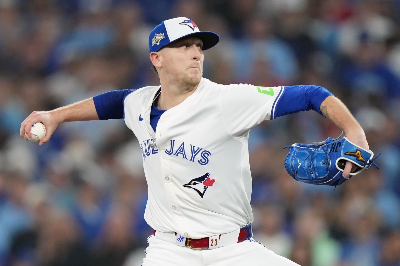 Photo Gallery: Blue Jays force Game 7 in ALCS with 6-2 win | iNFOnews.ca