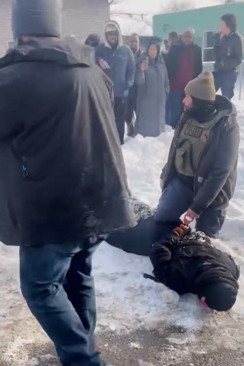 Minneapolis police chief criticizes ICE tactics after clash with protesters | iNFOnews.ca