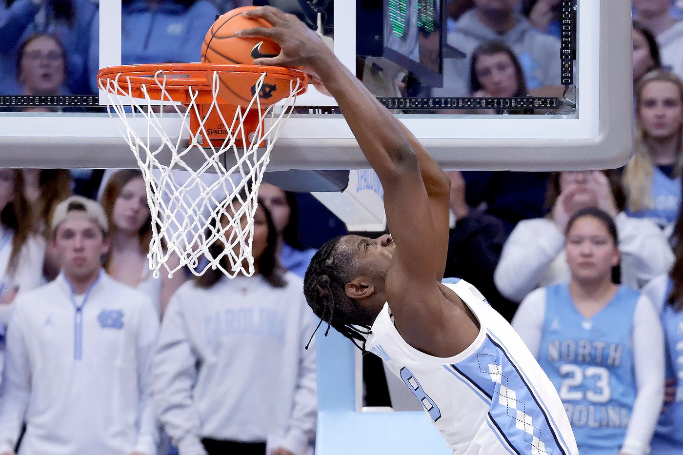 Talented freshman class already having a massive impact in college basketball | iNFOnews.ca