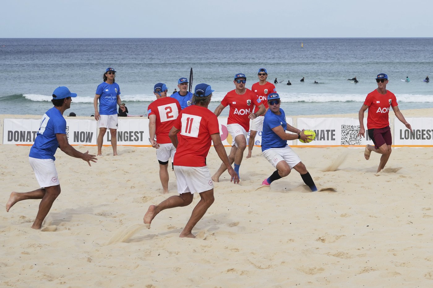 Australian friends claim world record for longest beach touch rugby game | iNFOnews.ca