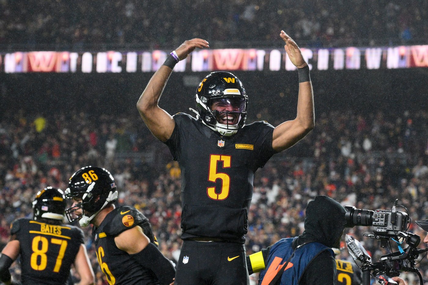 No Hail Mary magic this time and Moody's last-play kick lifts the Bears past the Commanders 25-24 | iNFOnews.ca No Hail Mary magic this time and Moody's last-play kick lifts the Bears past the Commanders 25-24 | iNFOnews.ca