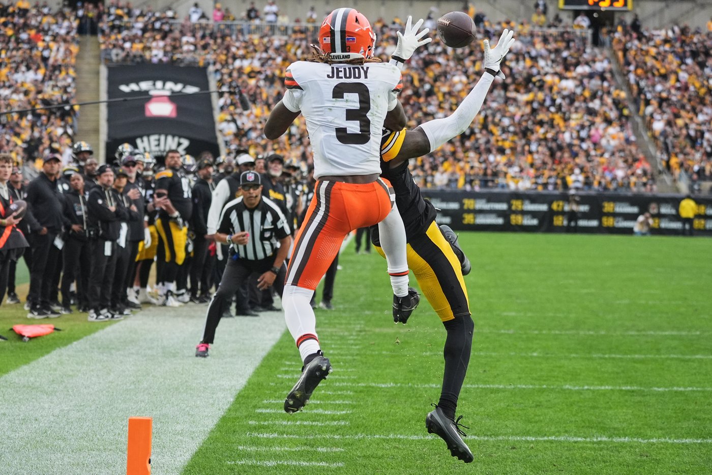 Browns receiver Jerry Jeudy's frustrating season continues with league-leading 8 dropped passes | iNFOnews.ca Browns receiver Jerry Jeudy's frustrating season continues with league-leading 8 dropped passes | iNFOnews.ca