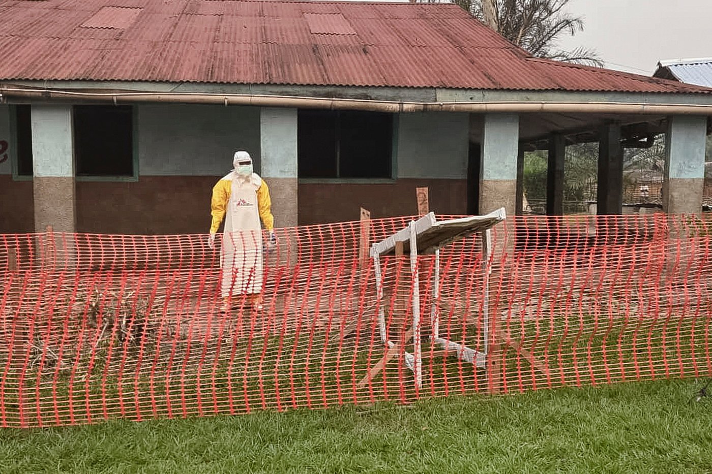 Ebola vaccine reaches the epicenter of Congo's outbreak as officials race to contain the disease | iNFOnews.ca