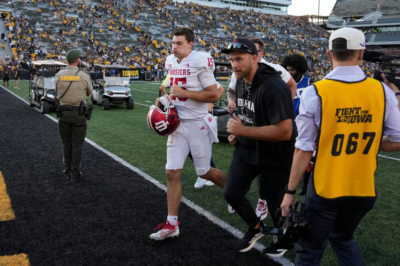 Fernando Mendoza finds a home in the Midwest with Curt Cignetti's resurgent Hoosiers | iNFOnews.ca Fernando Mendoza finds a home in the Midwest with Curt Cignetti's resurgent Hoosiers | iNFOnews.ca