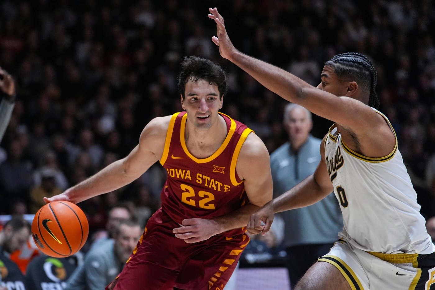 No. 10 Iowa State takes down No. 1 Purdue, 81-58 | iNFOnews.ca