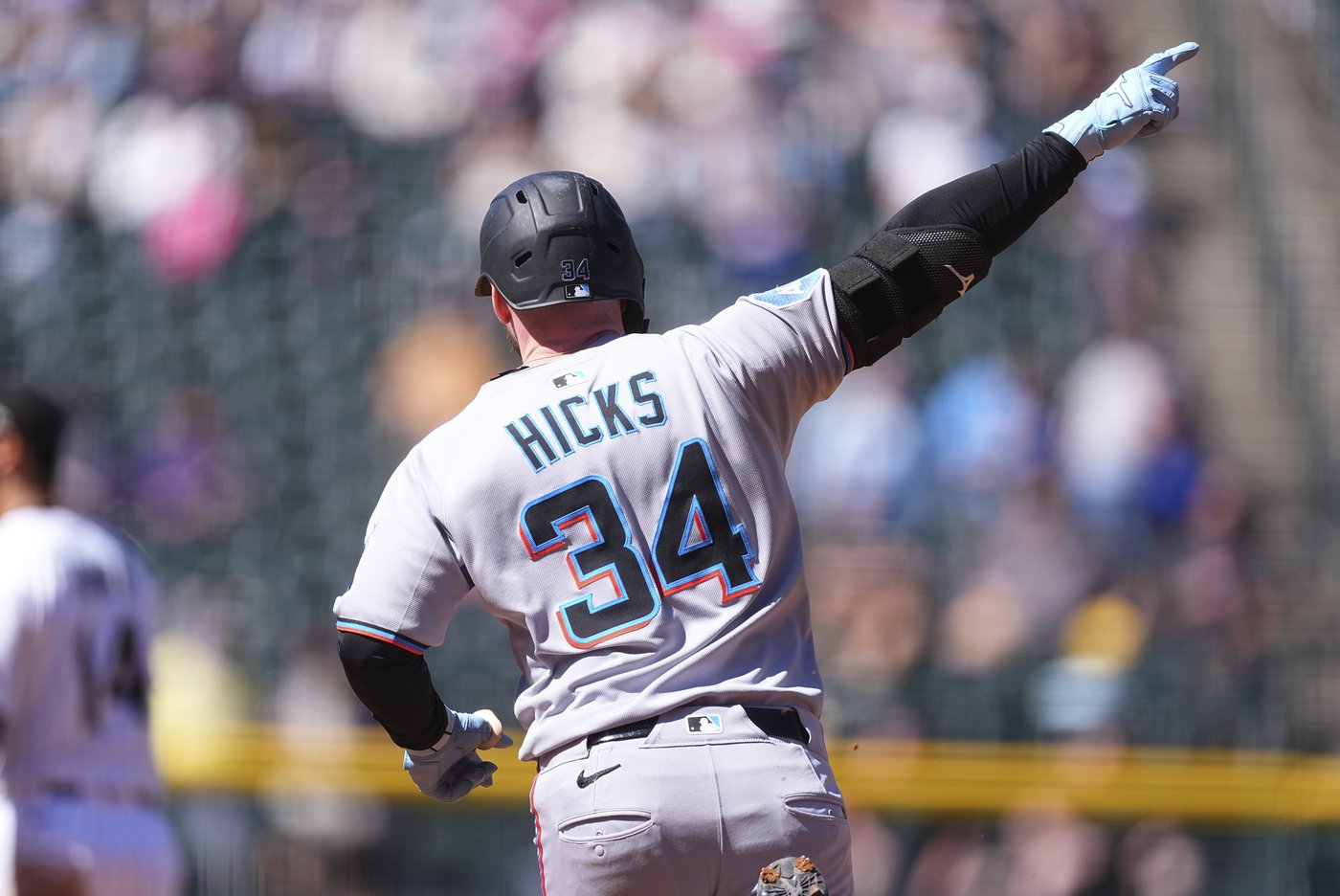 Liam Hicks' career-high 4 RBIs help Marlins beat Rockies 9-7 for 3-game sweep | iNFOnews.ca