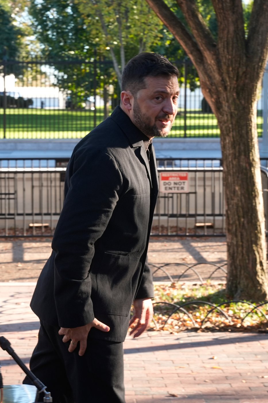 Zelenskyy says his meeting with Trump was 'positive' though he didn't get the Tomahawk missiles | iNFOnews.ca Zelenskyy says his meeting with Trump was 'positive' though he didn't get the Tomahawk missiles | iNFOnews.ca