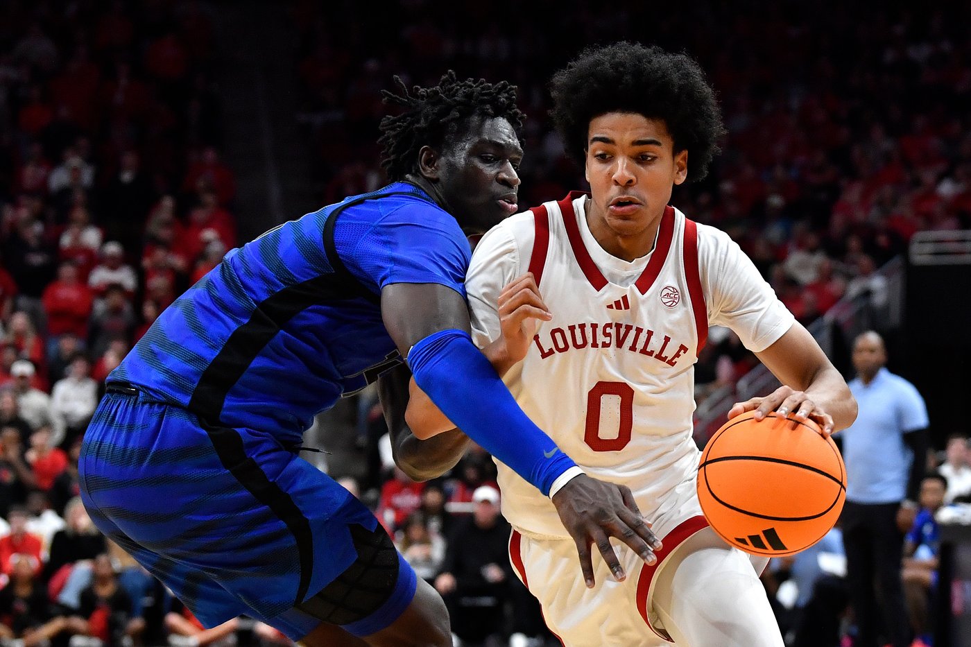 No. 11 Louisville makes 18 3-pointers to run away from Memphis, 99-73 | iNFOnews.ca No. 11 Louisville makes 18 3-pointers to run away from Memphis, 99-73 | iNFOnews.ca