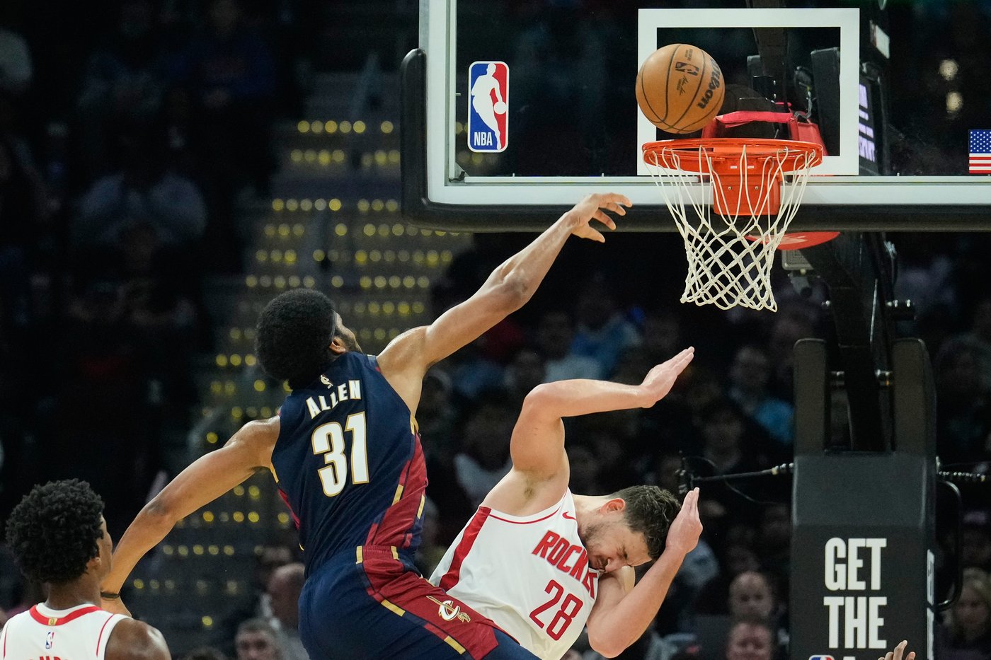 Alperen Sengun scores 28 points as Rockets top Cavaliers 114-104 for fifth straight win | iNFOnews.ca