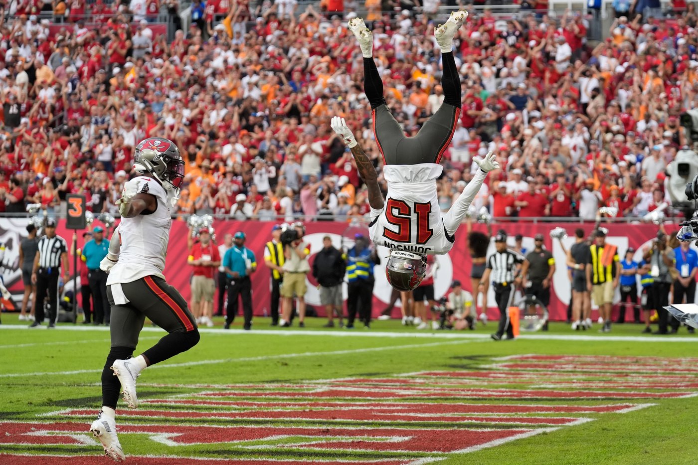Top photos from Week 10 of the NFL season | iNFOnews.ca