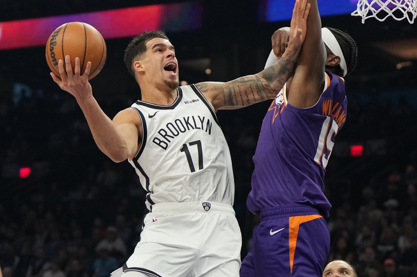 Suns beat Nets 106-102 after teams scuffle late in fourth quarter | iNFOnews.ca