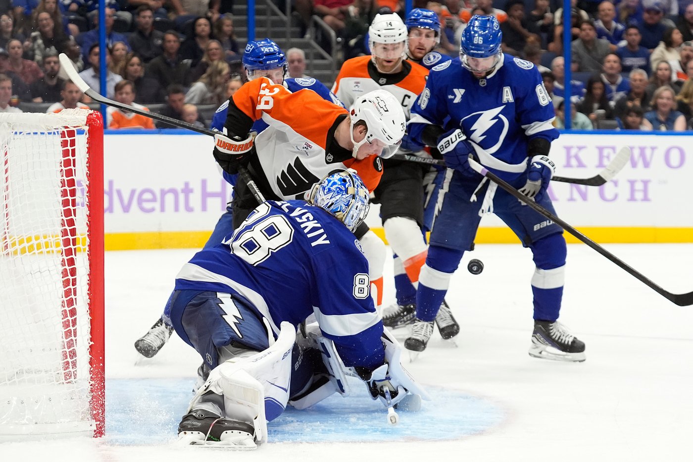Vasilevskiy makes 20 saves, Hagel has 2 goals and an assist in Lightning's 3-0 win over Flyers | iNFOnews.ca