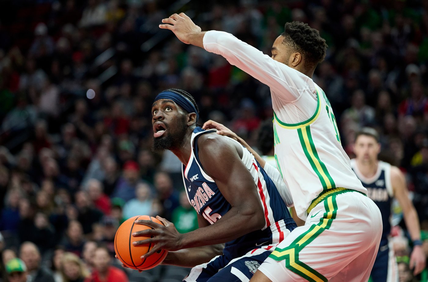 Smith, Huff help No. 7 Gonzaga beat Oregon 91-82 at Moda Center | iNFOnews.ca