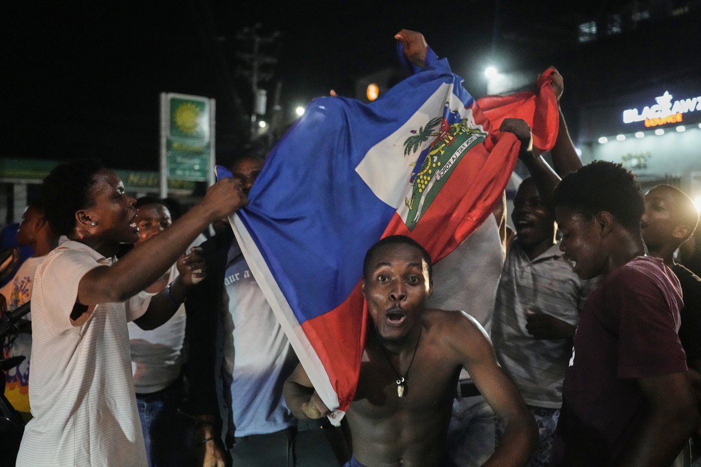 Haiti's troubles fade briefly as it revels in World Cup qualification | iNFOnews.ca