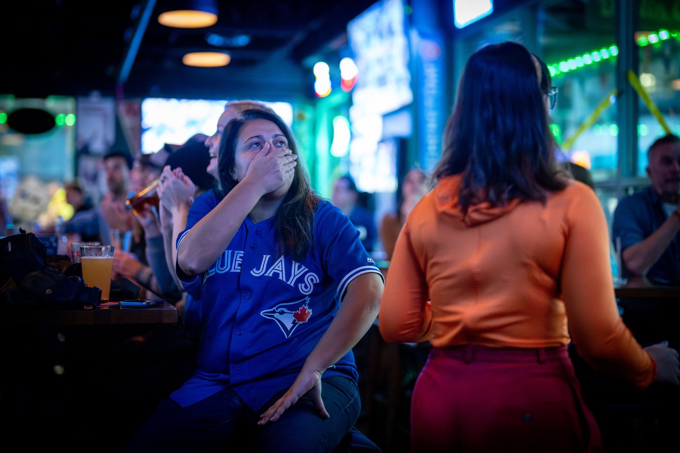 Fans hold out hope as Blue Jays fail to clinch World Series in Game 6 'heartbreaker' | iNFOnews.ca Fans hold out hope as Blue Jays fail to clinch World Series in Game 6 'heartbreaker' | iNFOnews.ca