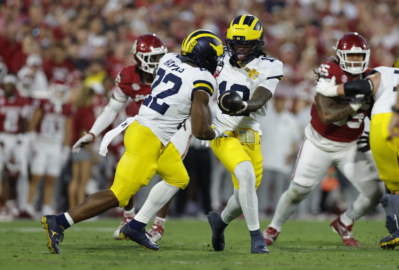 Michigan freshman QB Bryce Underwood stifled in 24-13 loss to Oklahoma | iNFOnews.ca Michigan freshman QB Bryce Underwood stifled in 24-13 loss to Oklahoma | iNFOnews.ca