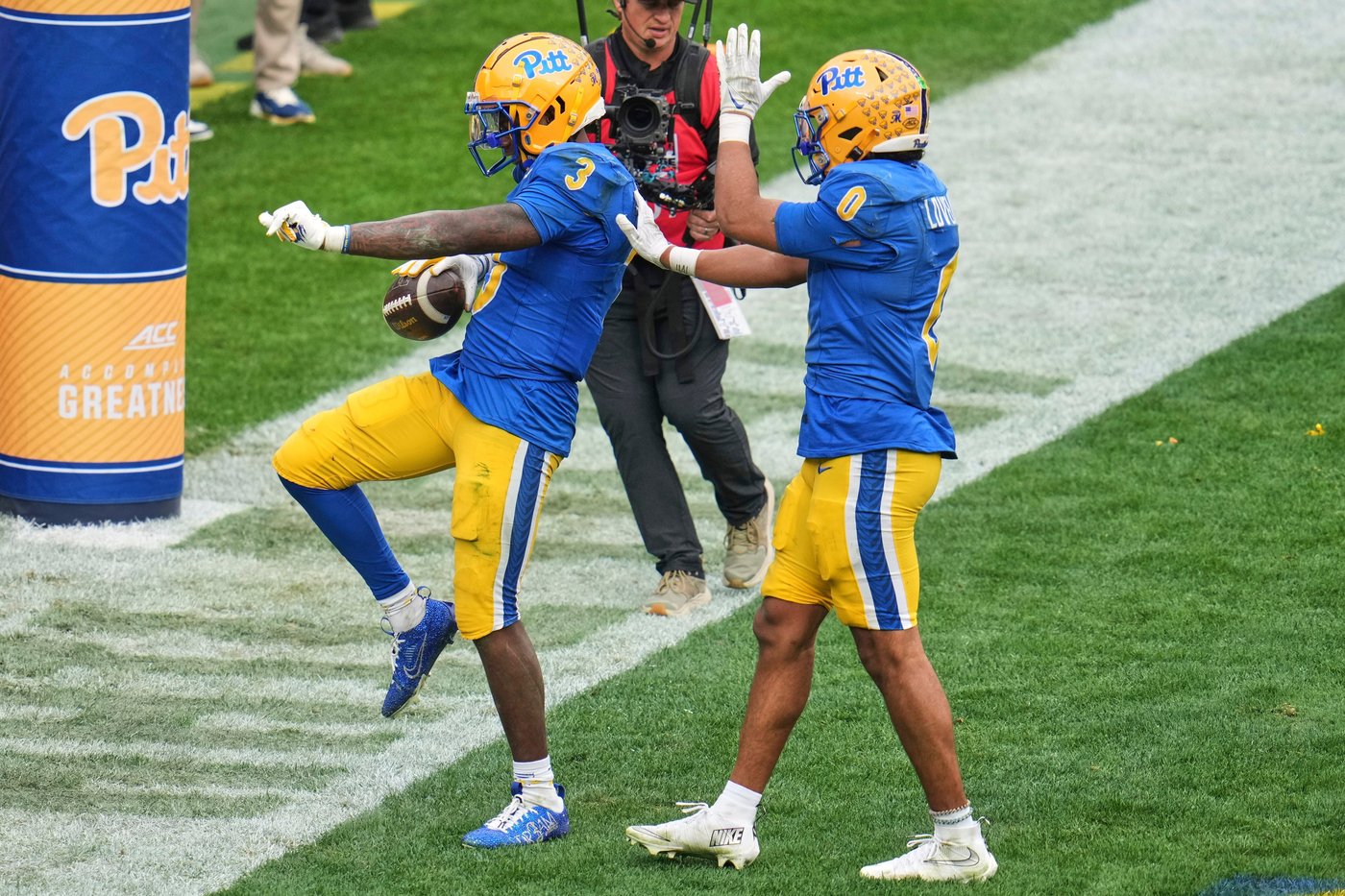 No. 15 Georgia Tech and Pitt to meet in prime-time game with College Football Playoff implications | iNFOnews.ca