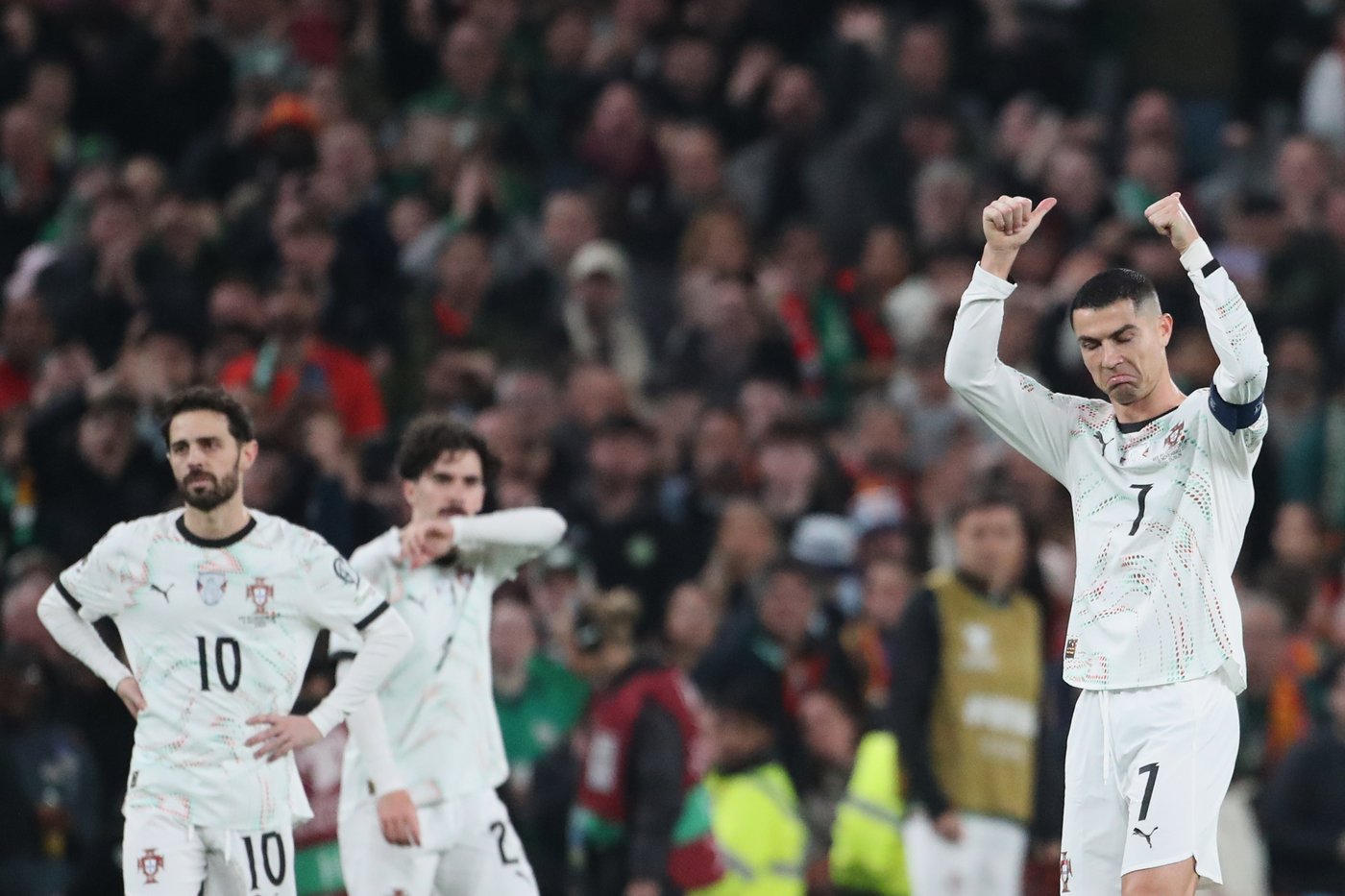 France qualifies for 2026 World Cup; Ronaldo sent off as Portugal loses to Ireland | iNFOnews.ca